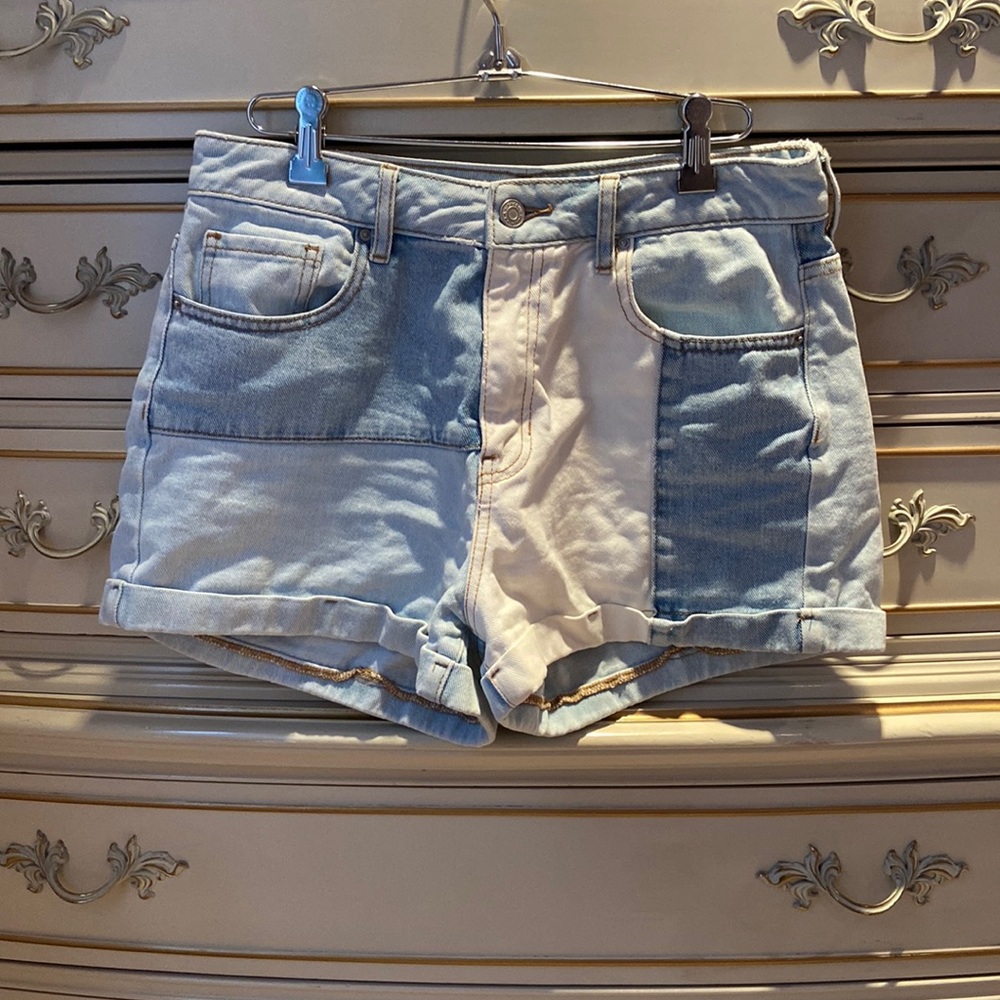 Pacsun Women’s Eco Patchwork Mom Shorts 28